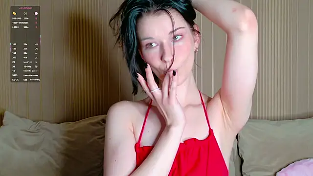 Snapshot of blossom_bella chatting on June 2026 11:05:02 PM blossom bella online show from June 2026 11:05:02 PM
