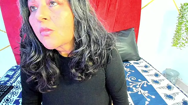 Victoriaa Anderson online show from December 2025 09:21:02 PM