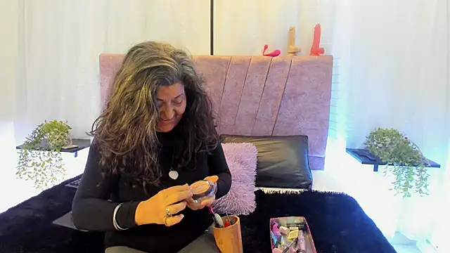 Victoriaa Anderson online show from March 2026 01:38:01 PM