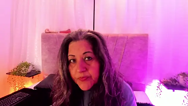 Victoriaa Anderson online show from May 2026 03:20:01 PM