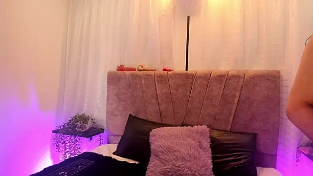 Victoriaa Anderson online show from May 2026 12:57:01 PM