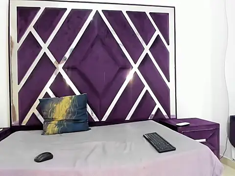 Snapshot of ninaasm chatting on January 2026 12:54:01 PM ninaasm online show from January 2026 12:54:01 PM