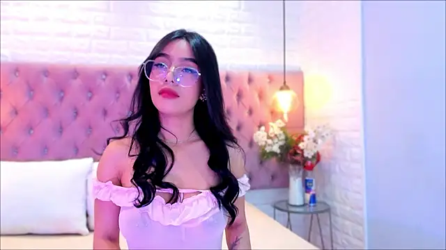 Snapshot of miel_18 chatting on February 2026 03:29:02 AM miel 18 online show from February 2026 03:29:02 AM