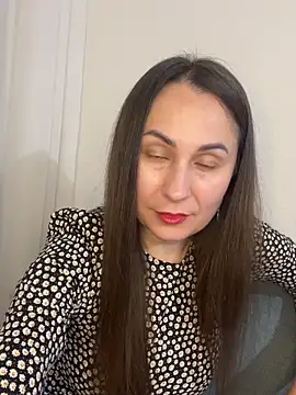 NikaGold7725 online show from November 2025 09:02:02 PM