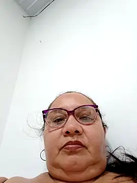 Snapshot of HotXXXgirl_01 chatting on November 2025 12:21:01 AM HotXXXgirl 01 online show from November 2025 12:21:01 AM