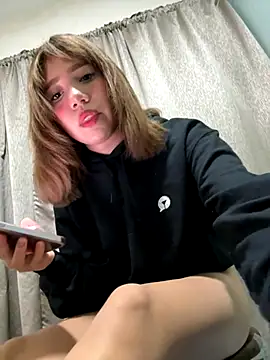 latinahorny11 online show from December 2025 05:24:01 AM