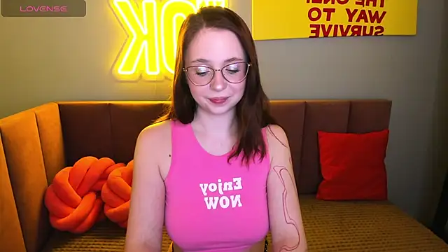 Erica Nelson online show from January 2026 01:32:02 AM