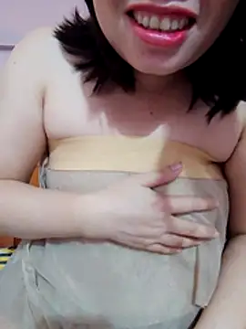 Snapshot of yourtrinh chatting on November 2025 04:44:01 AM yourtrinh online show from November 2025 04:44:01 AM