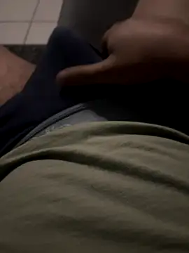 Chiludove online show from December 2025 12:04:01 AM