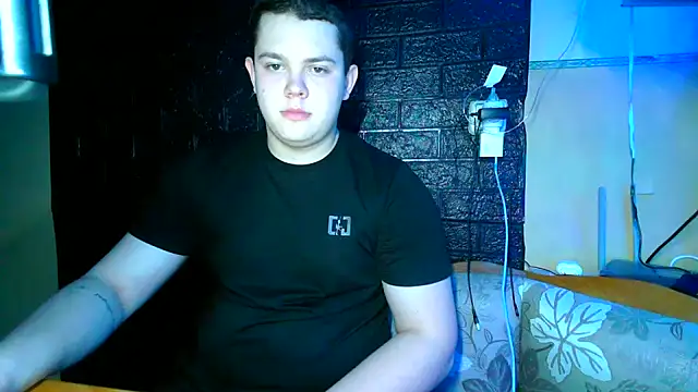 Snapshot of CuteButNaughty_ chatting on January 2026 09:29:01 PM CuteButNaughty online show from January 2026 09:29:01 PM