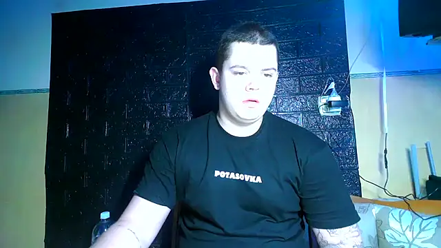 Snapshot of CuteButNaughty_ chatting on February 2026 09:07:01 PM CuteButNaughty online show from February 2026 09:07:01 PM