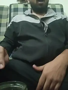 MrToxxic online show from November 2025 05:13:02 PM