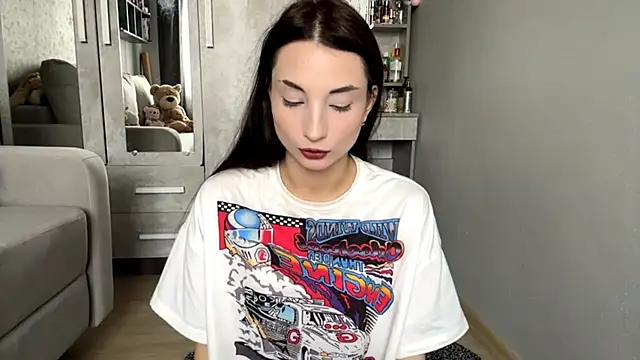 MoriahLinder online show from November 2025 04:33:02 AM