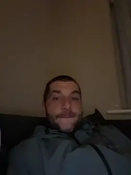 Kinkycouple142 online show from March 2026 08:01:01 PM