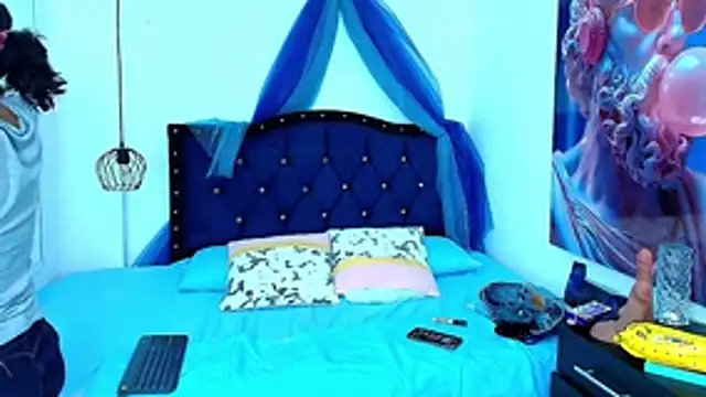 KATY LOWERY online show from January 2026 04:06:02 AM