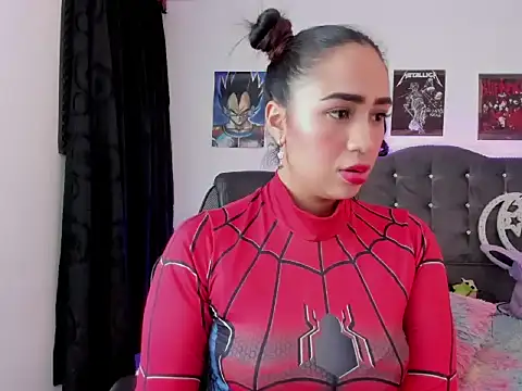 lunabritton1 online show from December 2025 04:50:01 AM