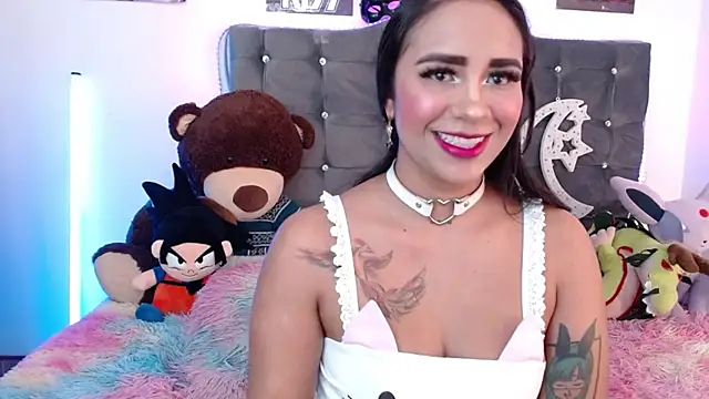 Snapshot of lunabritton1 chatting on March 2026 01:51:01 AM lunabritton1 online show from March 2026 01:51:01 AM