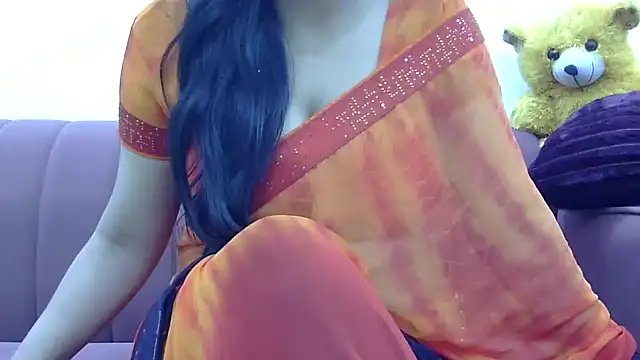 Snapshot of Zoya-sexy chatting on January 2025 09:31:01 PM Zoya-sexy online show from January 2025 09:31:01 PM