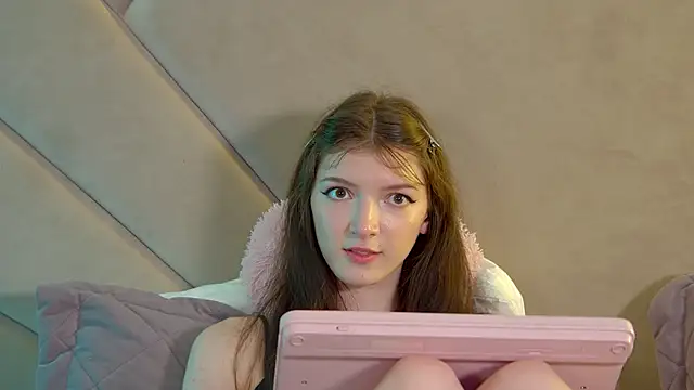 SophiaProve online show from May 2026 01:56:01 AM