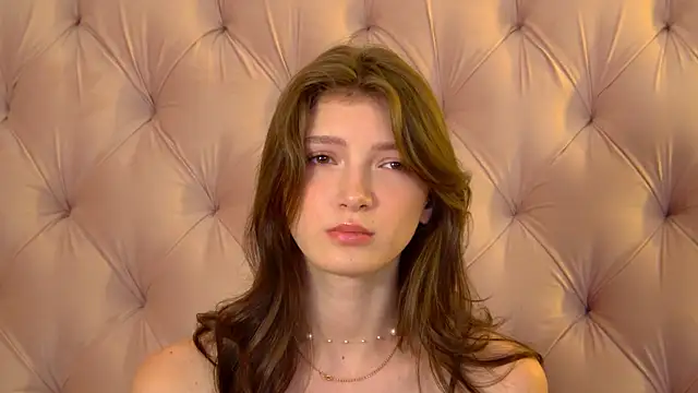 Snapshot of SophiaProve chatting on August 2026 04:33:02 PM SophiaProve online show from August 2026 04:33:02 PM