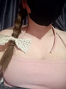 MiHeni online show from March 2026 04:52:01 PM