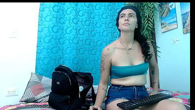 salomesmit666 online show from November 2025 07:14:01 PM