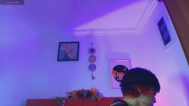 Jedah18 online show from December 2025 07:21:01 PM