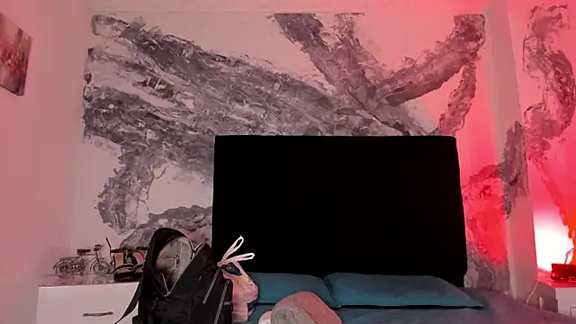 lilithDraven  online show from February 2026 04:31:01 AM