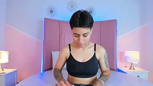 Snapshot of noah_wells chatting on November 2025 07:57:01 PM noah wells online show from November 2025 07:57:01 PM