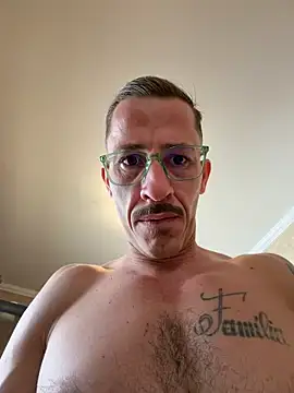 Lucasjandre online show from June 2026 02:39:01 PM