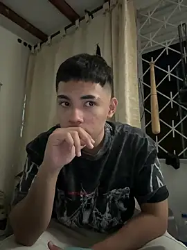 Santiagooo1233 online show from February 2026 12:07:01 AM