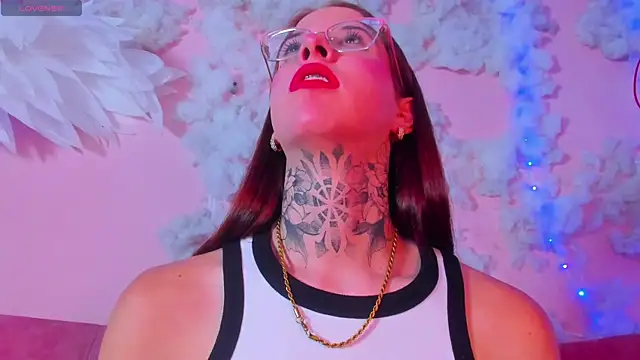 Snapshot of ivy_ary chatting on January 2026 08:11:02 PM ivy ary online show from January 2026 08:11:02 PM