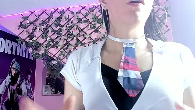 Snapshot of madalia303av chatting on November 2025 03:51:02 AM madalia303av online show from November 2025 03:51:02 AM