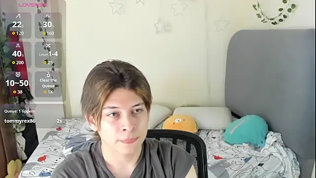 Felix kitty online show from November 2025 07:24:02 PM