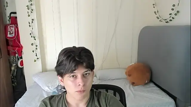 Felix kitty online show from February 2026 07:14:02 PM