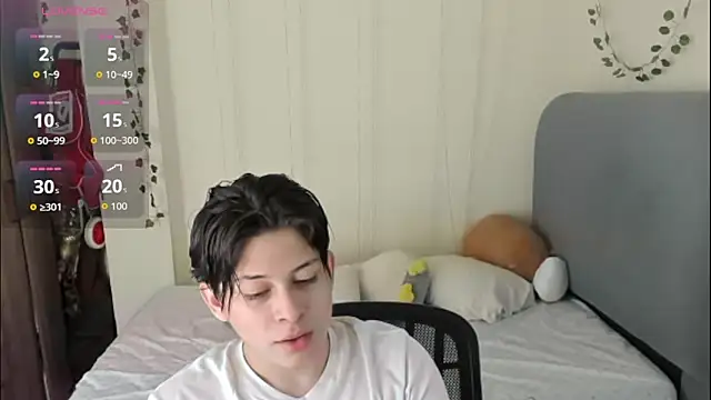 Felix kitty online show from March 2026 07:28:02 PM