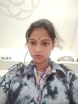 Snapshot of Mohnicute chatting on May 2026 11:48:01 AM Mohnicute online show from May 2026 11:48:01 AM