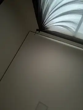 ysabellw online show from February 2026 09:40:02 PM