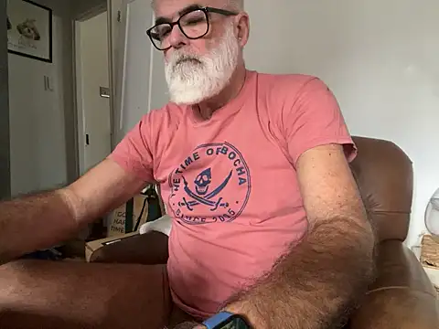 LeatherSdaddy online show from January 2026 11:57:02 AM