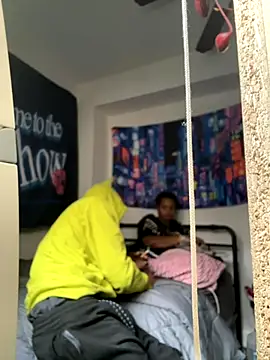 wearefreaks08 online show from December 2025 07:31:01 PM