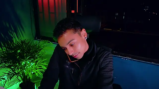 Snapshot of Imtavo chatting on February 2026 01:37:01 AM Imtavo online show from February 2026 01:37:01 AM