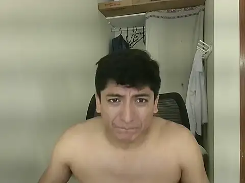 Snapshot of romdem chatting on December 2025 06:28:01 PM romdem online show from December 2025 06:28:01 PM