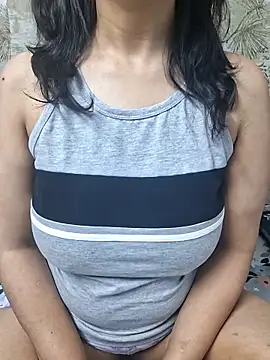 Snapshot of sweet_Dashaa chatting on February 2026 07:23:02 AM sweet Dashaa online show from February 2026 07:23:02 AM