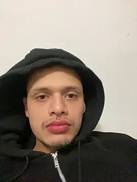 Snapshot of Cooof_col chatting on February 2026 04:00:02 PM Cooof col online show from February 2026 04:00:02 PM