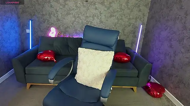 LadyChanelll online show from February 2026 01:42:01 PM