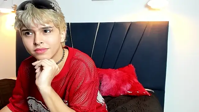 Snapshot of jaxson_cum chatting on November 2025 02:06:02 PM jaxson cum online show from November 2025 02:06:02 PM