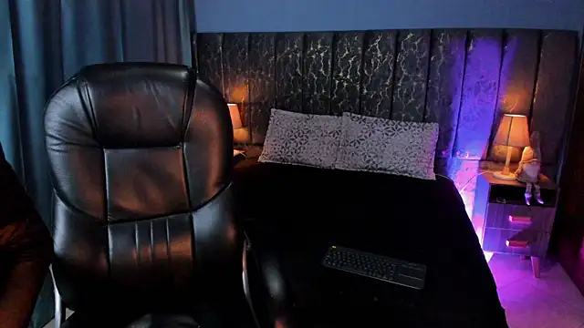 Snapshot of Atenea_Velle chatting on January 2026 01:13:02 PM Atenea Velle online show from January 2026 01:13:02 PM