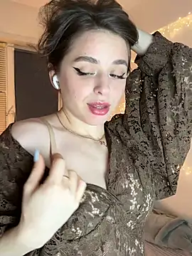 Snapshot of yoyogirlx chatting on February 2026 01:22:02 PM yoyogirlx online show from February 2026 01:22:02 PM