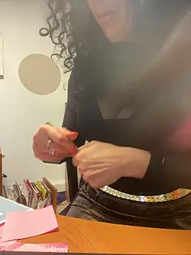 Deessenympho online show from January 2026 08:40:01 AM