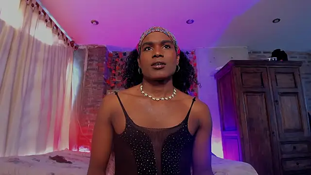 LaGoldenBitch online show from January 2026 04:00:02 PM